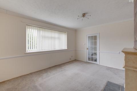 3 bedroom terraced house for sale, Foxlydiate Crescent, Batchley, Redditch, B97