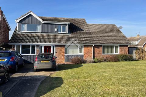 4 bedroom detached house for sale, Hollywell Road, Lincoln