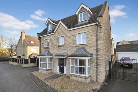 4 Cairn Garth, Guiseley, Leeds, LS20 8QP