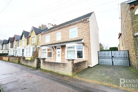 4 bedroom semi-detached house for sale, Eastfield Road, Peterborough PE1