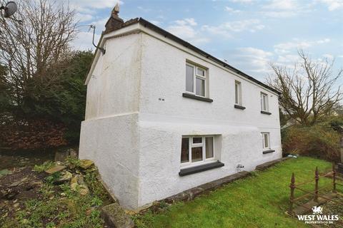 3 bedroom semi-detached house for sale, Eglwyswrw, Crymych