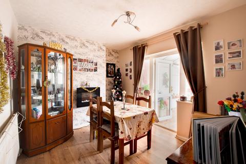 3 bedroom semi-detached house for sale, Pitfields Road, Oldbury, West Midlands, B68