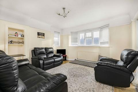 2 bedroom flat for sale, Warwick Road, Thornton Heath CR7