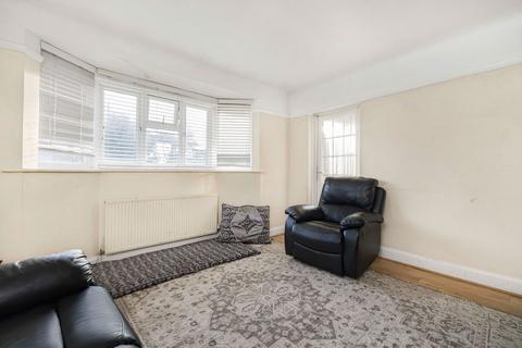 2 bedroom flat for sale, Warwick Road, Thornton Heath CR7