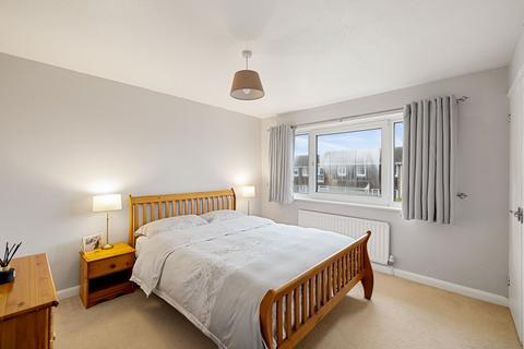 56 Farncombe Way, Whitfield, Dover, CT16 3NT