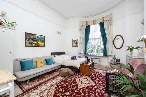 Studio for sale, Clarendon Terrace, Brighton