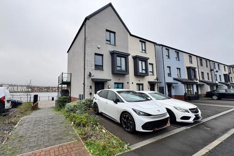 4 bedroom terraced house for sale, Ffordd Pentre, Barry, South Glamorgan