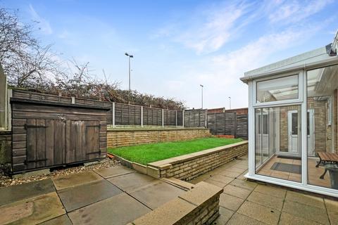 2 bedroom semi-detached bungalow for sale, Hawthorn Close, Halstead, CO9