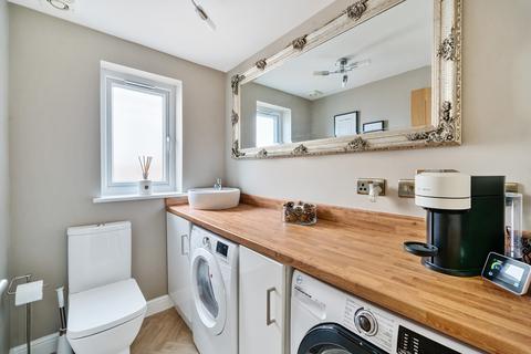 23 Brooklands Road, Weybridge, KT13 0RU