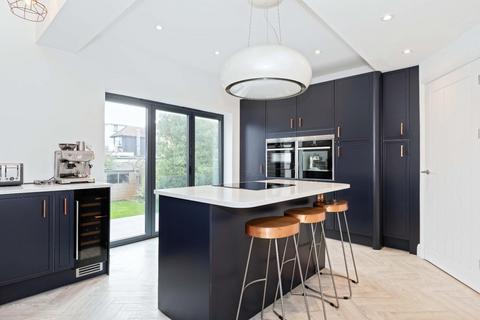 5 bedroom house for sale, Derek Avenue, Hove