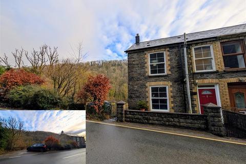 2 bedroom semi-detached house for sale, Bronwydd Arms, Carmarthen