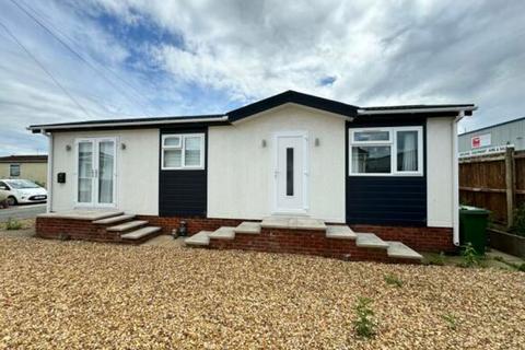 2 bedroom mobile home for sale, Fengate Mobile Home Park, Peterborough, PE1