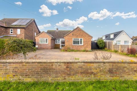 3 bedroom detached bungalow for sale, Poplar Avenue, Heacham