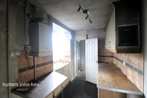 2 bedroom terraced house for sale, Nash Peake Street, Stoke-On-Trent ST6 5BT