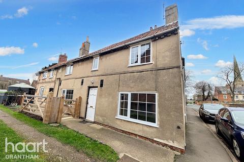 2 bedroom cottage for sale, Market Street, Bottesford