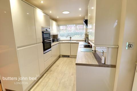 2 bedroom detached bungalow for sale, Isherwood Place, Stoke-On-Trent