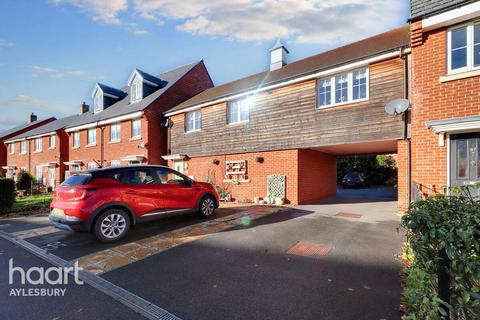 2 bedroom coach house for sale, Paradise Orchard, Aylesbury