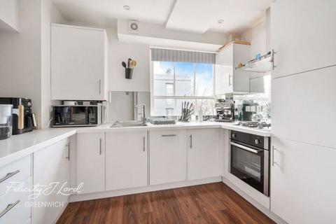 1 bedroom apartment for sale, Amazon House, Tyler Street, London, SE10