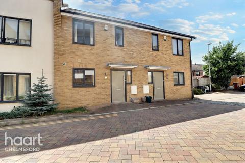 2 bedroom terraced house for sale, Hardy Close, Chelmsford