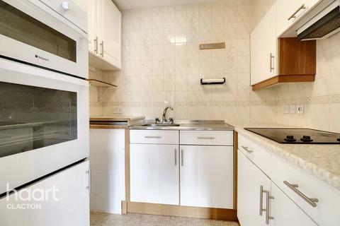 1 bedroom apartment for sale, Regency Lodge, Elmden Court, Clacton-On-Sea