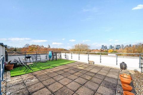 3 bedroom flat for sale, Travers House, Trafalgar Grove, London, SE10 9TD