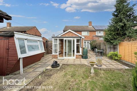 3 bedroom semi-detached house for sale, Finchingfield Way, Colchester