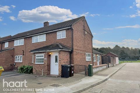 3 bedroom semi-detached house for sale, Finchingfield Way, Colchester