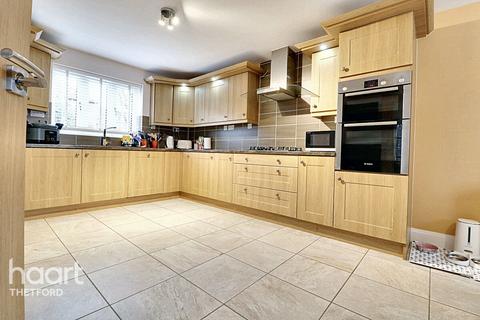 4 bedroom detached house for sale, Snapdragon Close, Attleborough