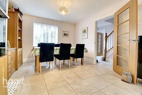 4 bedroom detached house for sale, Snapdragon Close, Attleborough