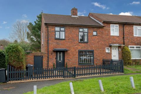 16 Ansley Close, South Croydon, CR2 9BQ