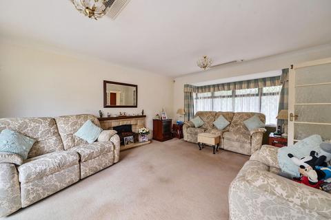 3 bedroom detached bungalow for sale, Westhall Road, Warlingham CR6