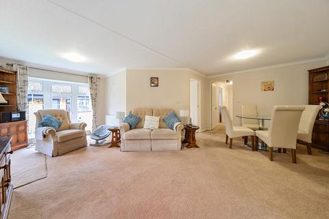 3 bedroom detached bungalow for sale, Westhall Road, Warlingham CR6
