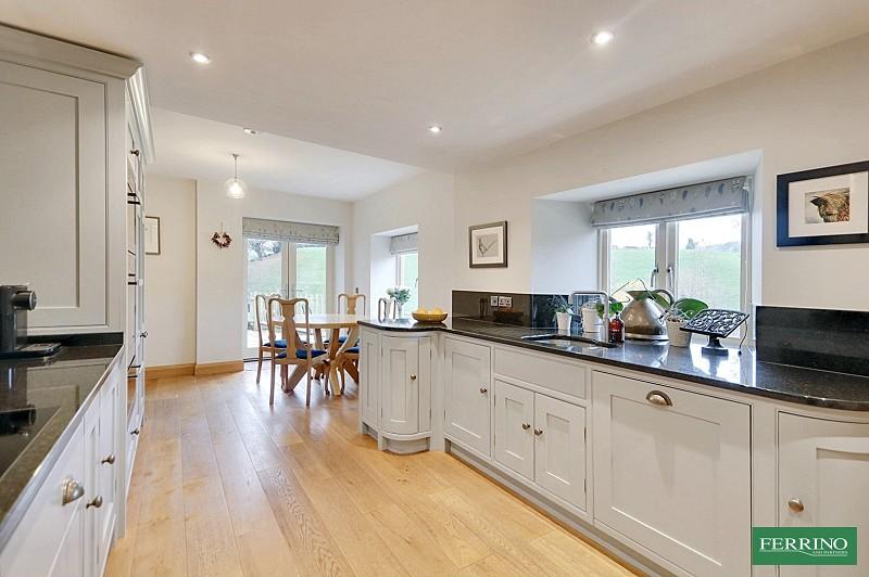 Kitchen Breakfast Room