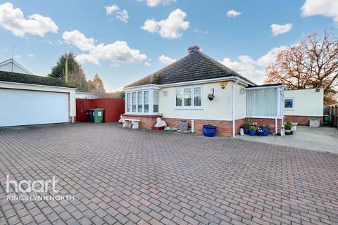 3 bedroom bungalow for sale, South Wootton PE30