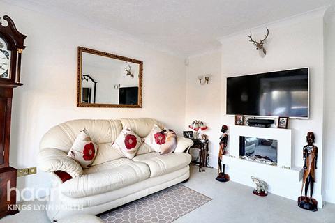 3 bedroom bungalow for sale, South Wootton PE30