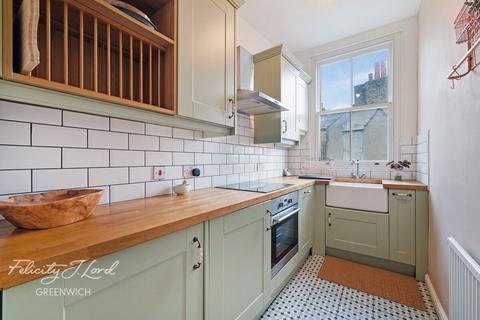 1 bedroom flat for sale, Greenwich South Street, London, SE10 8NT