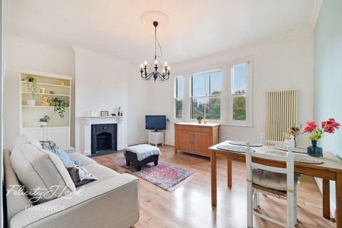 1 bedroom flat for sale, Greenwich South Street, London, SE10 8NT