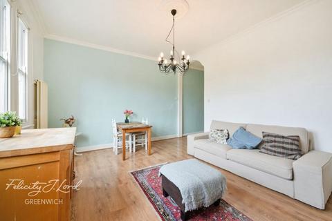 1 bedroom flat for sale, Greenwich South Street, London, SE10 8NT