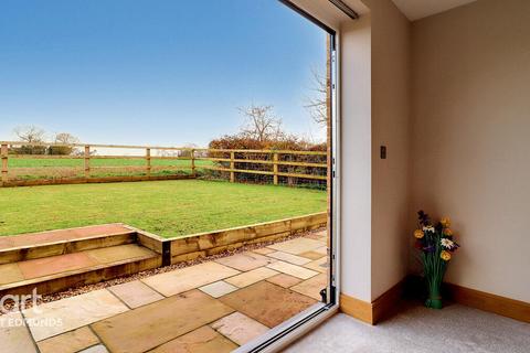 2 bedroom detached bungalow for sale, Everetts Way, Tostock, Bury St Edmunds