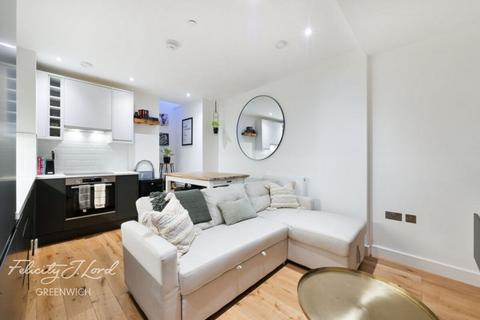 1 bedroom flat for sale, Deptford Broadway, London, SE8 4PH