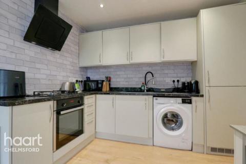 2 bedroom detached house for sale, Chelmer Road, Chelmsford