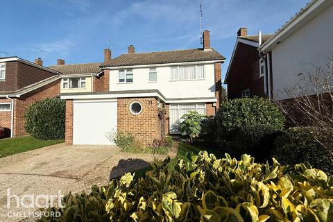 3 bedroom detached house for sale, Spalding Way, Chelmsford