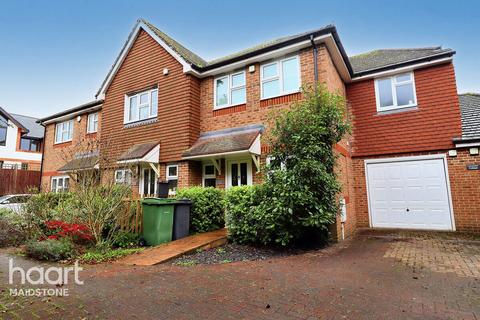 3 bedroom end of terrace house for sale, Park Way, Maidstone