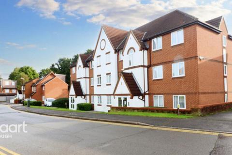 1 bedroom apartment for sale, Littlebrook Avenue, Slough