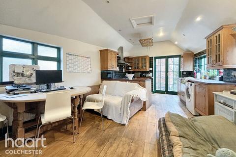 5 bedroom character property for sale, The Green, Cavendish