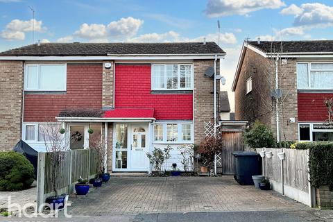 2 bedroom semi-detached house for sale, Grove Road, Bedford