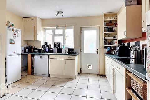 3 bedroom terraced house for sale, Oaks Road, Kenilworth