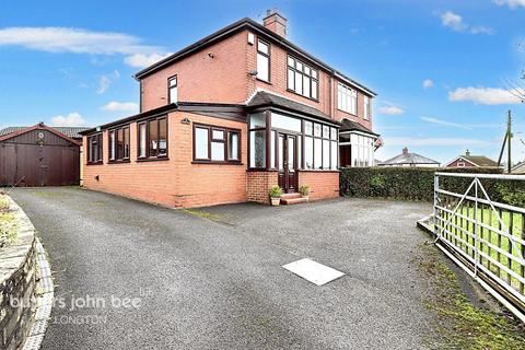 3 bedroom semi-detached house for sale, New Close Avenue, Stoke-On-Trent