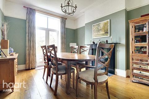 67 Carlyle Road, Edgbaston, Birmingham, B16 9BH