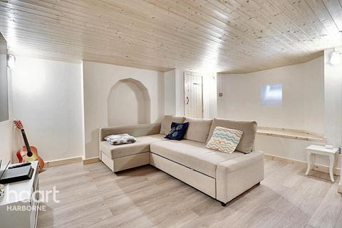 67 Carlyle Road, Edgbaston, Birmingham, B16 9BH